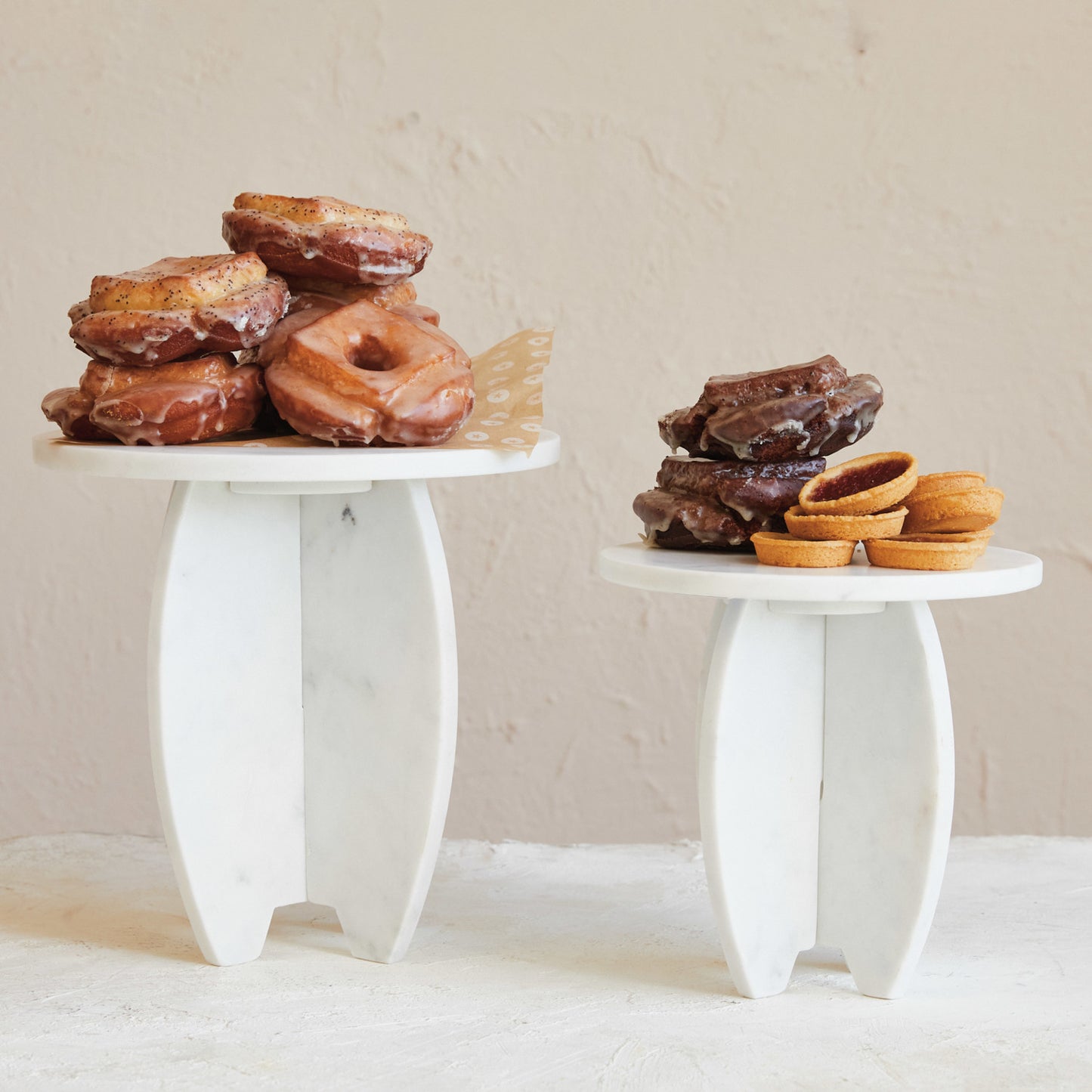 Marble Pedestal w/ Interlocking Base 10"