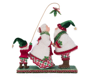Katherine's Collection Holly Woods Mr. And Mrs. Claus Under The Mistletoe
