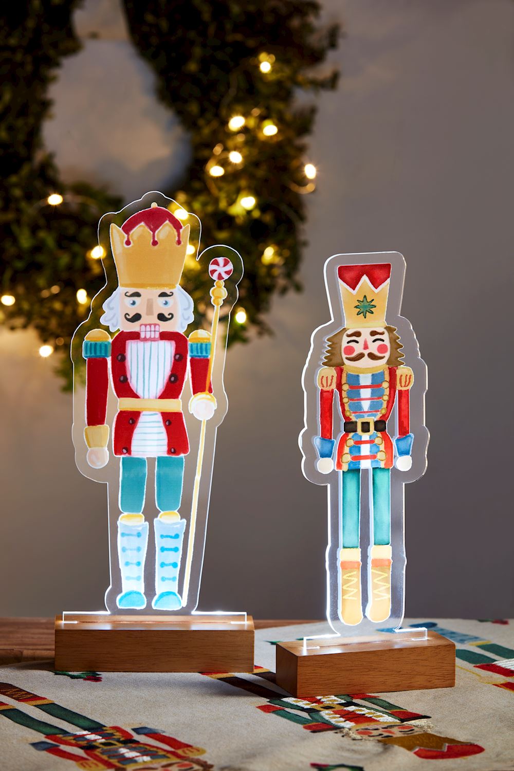 LG ACRYLIC LIGHT UP NUTCRACKER