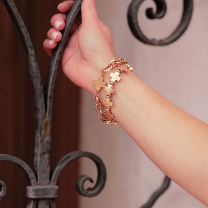 Edith Square Cross Stretch Bracelet in Worn Gold