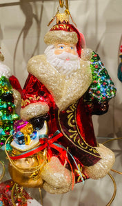 Santa with Sack and Christmas Tree by Huras Family